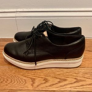 Clarks Women’s Leather Espadrille Platform Oxford